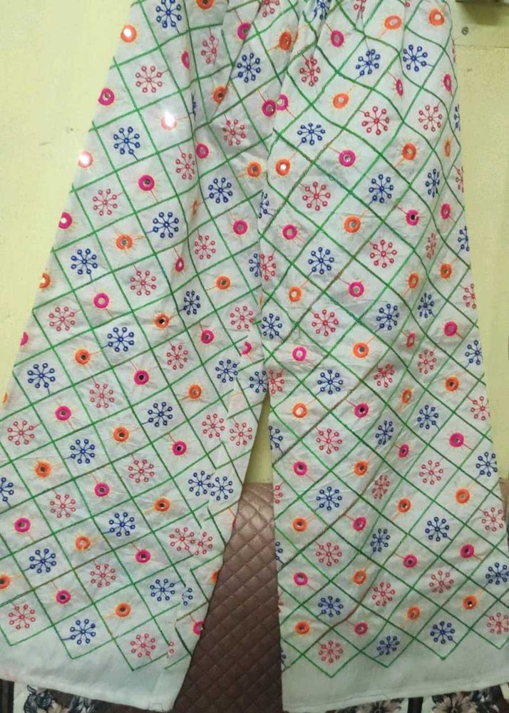 White miltipu Mirror l Embroidery Plazo Pant