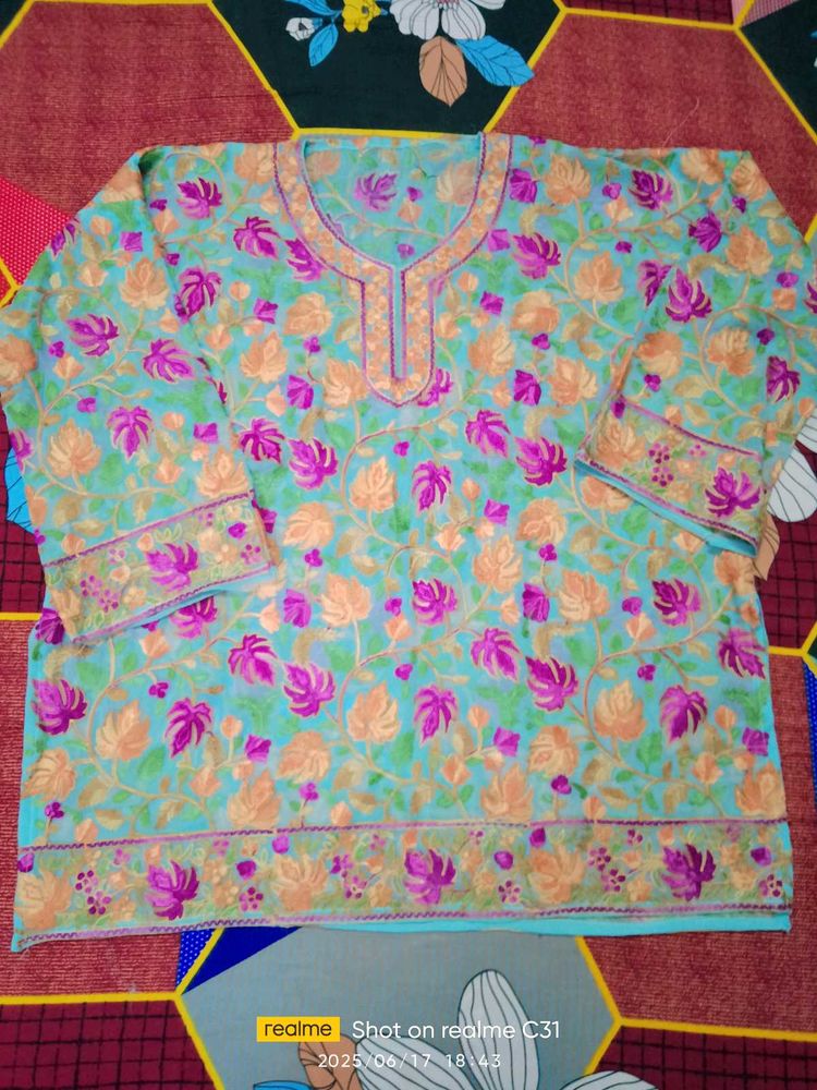 Floral Embroidered Kurta