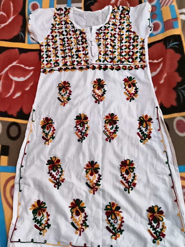 Embroidered White Kurta