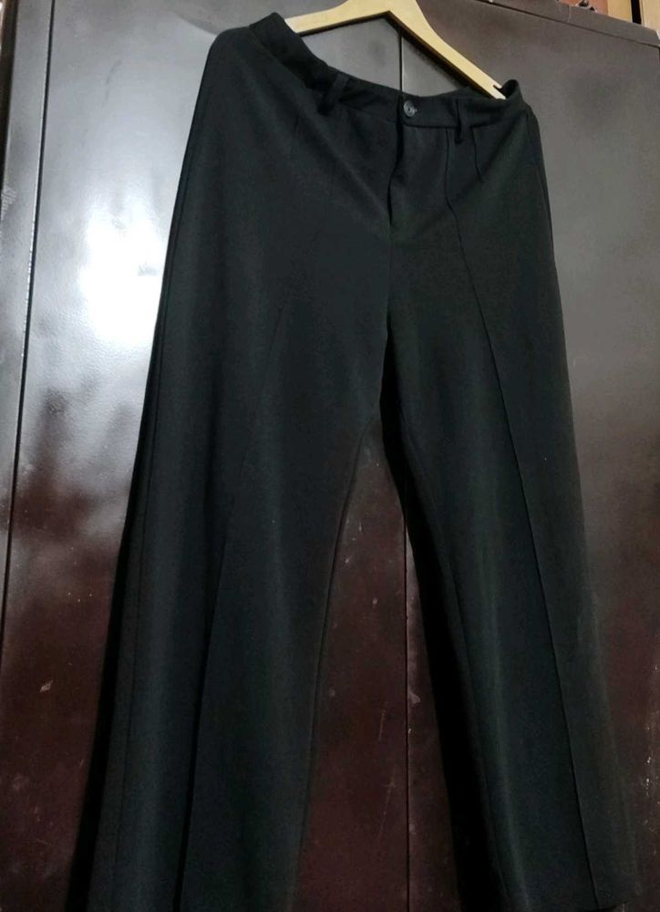 Black⚫ Trouser Pant For 32 Waist