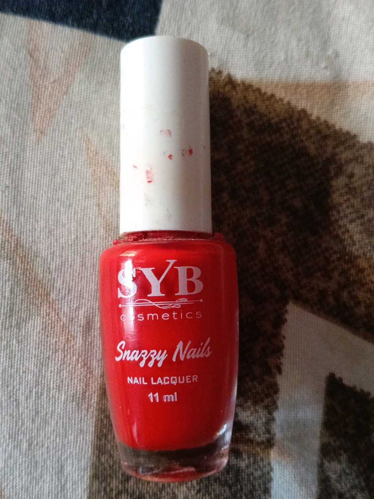 women nail polish