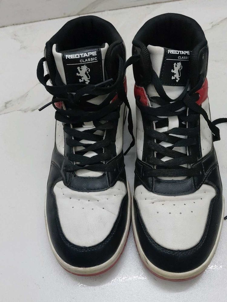 Red Tape Sneakers