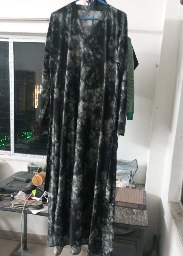 Simple Soft Fabric Abaya For Daily Wear 🤩