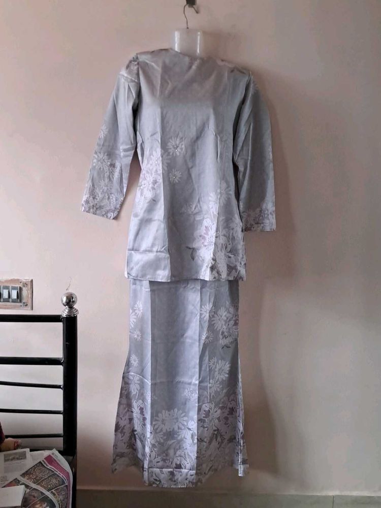 baju kurung Dress