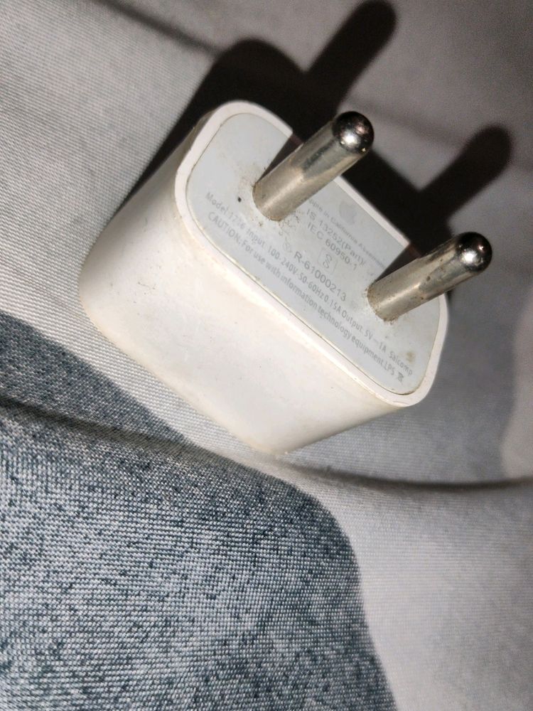 Apple original 5w Adapter brand New
