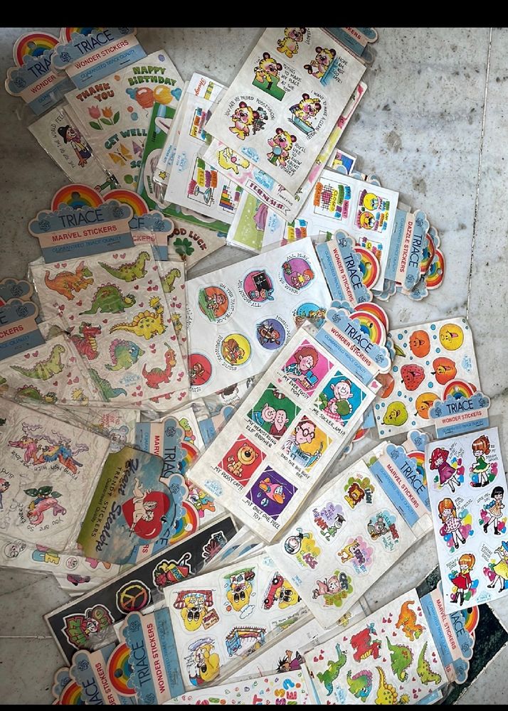 30 Sticker Packets