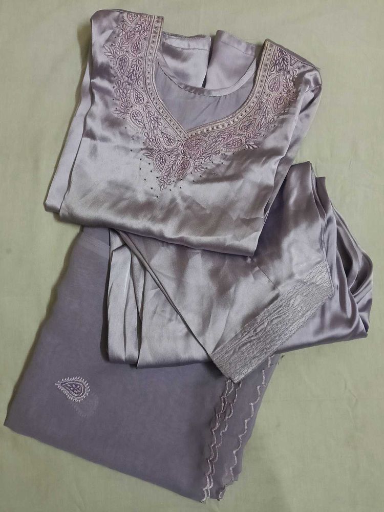 Embroidered Satin Kurta Set ✨