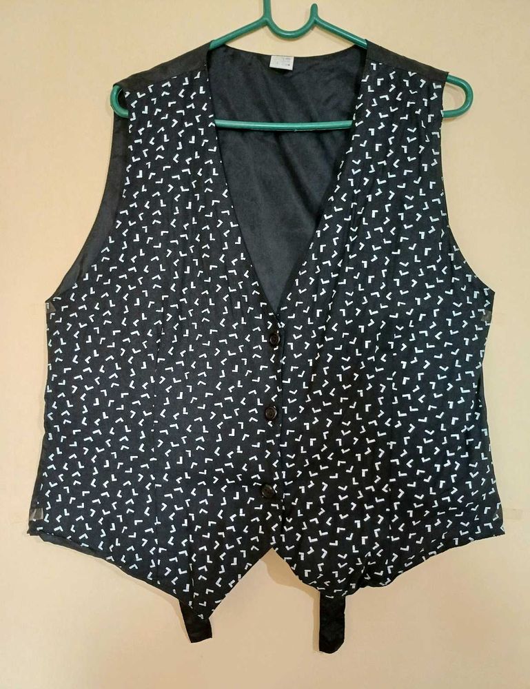 Formal Black w White Pattern Vest