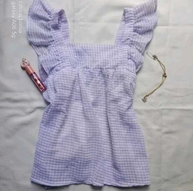 Cute Ruffle Top