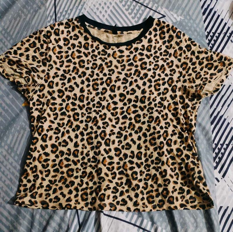 H&amp;M Leopard Print T Shirt Top