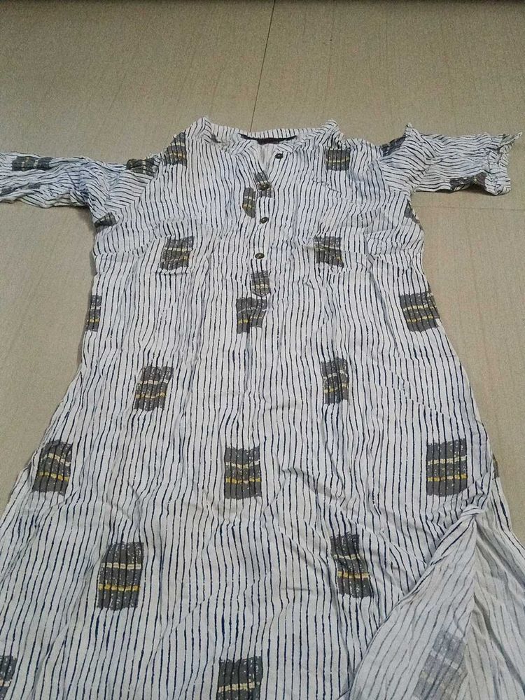 Dailywear Small Sized Off White-grey Kurta