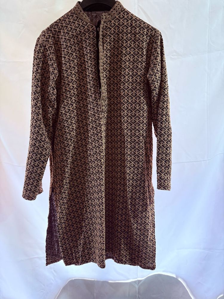 Jompers Embroidered Kurta