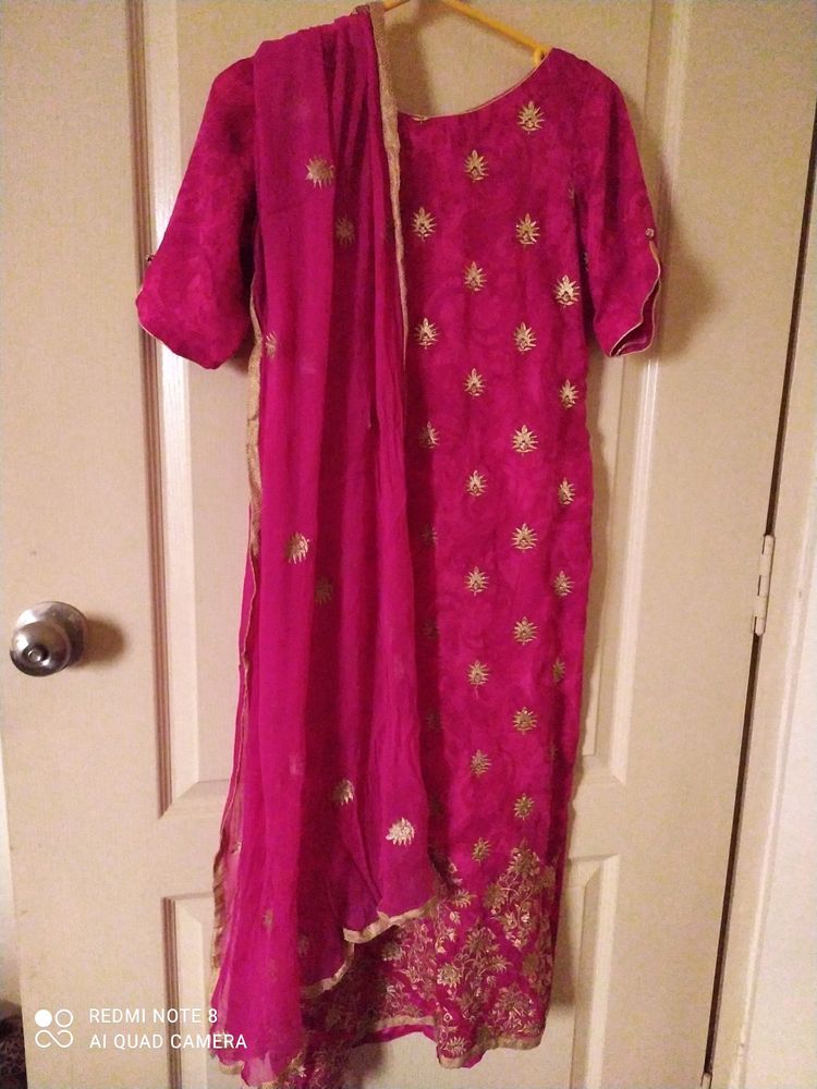 kurti with duppata