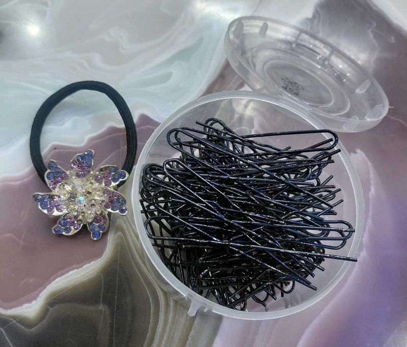 fancy rubber band and 150 bun pins