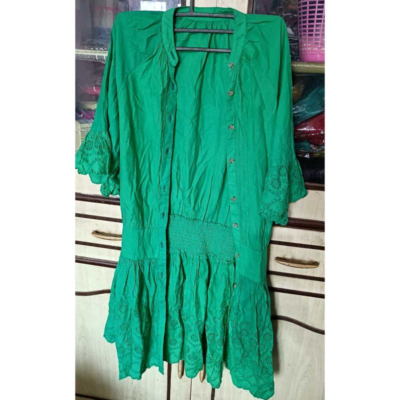 Shrug Type Dress☘️....