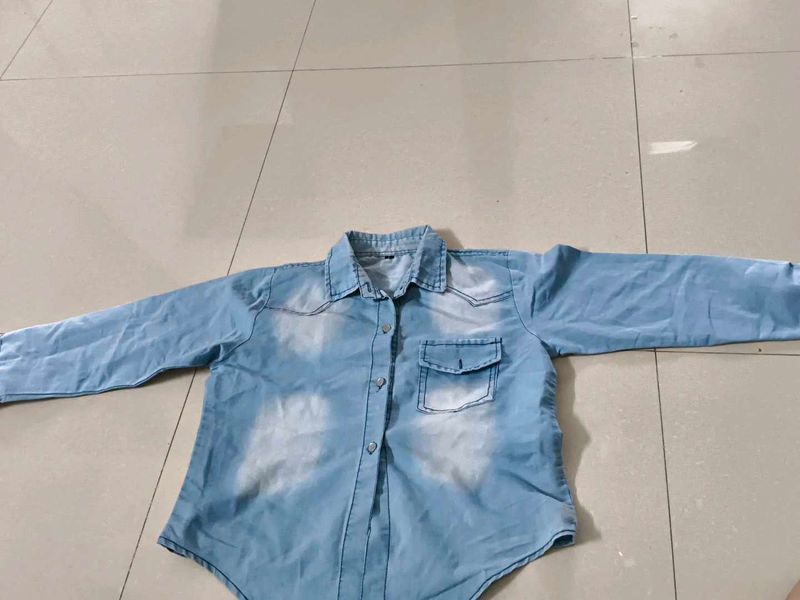 Top Type  Shirt🩵