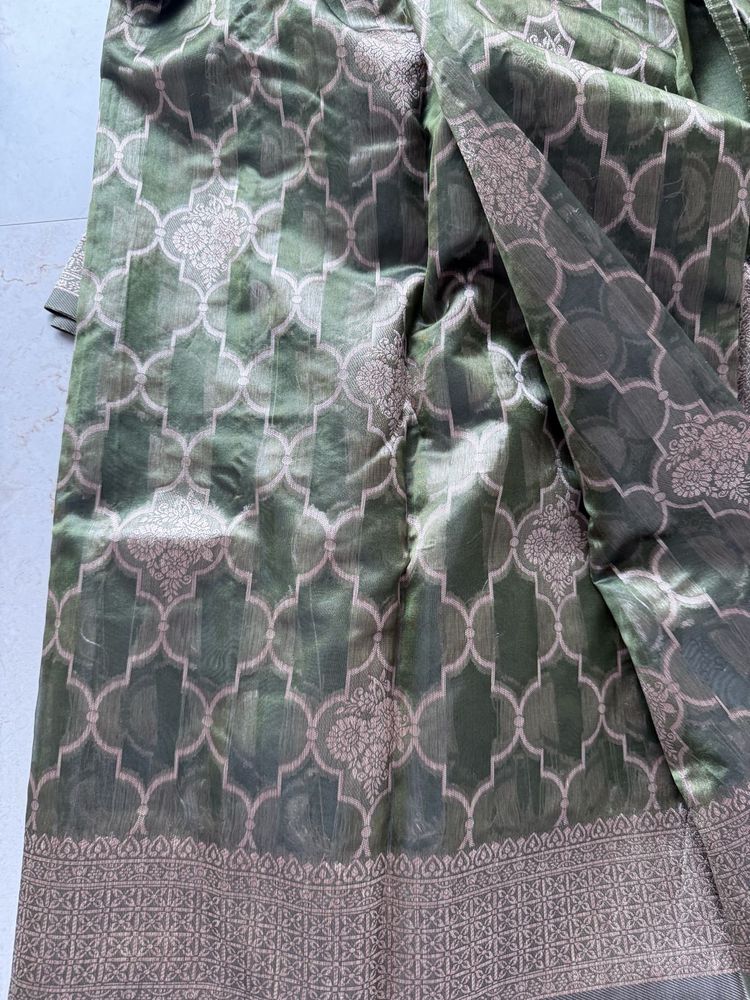 Unused Organza Green Saree