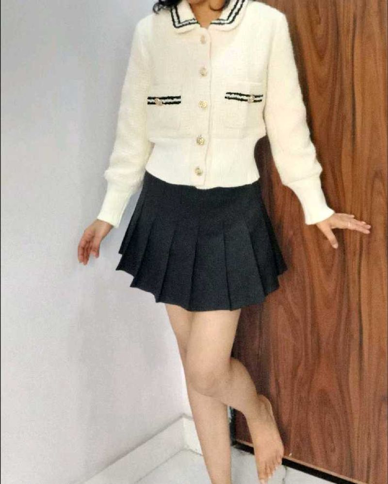 Pinterest contrasting tweed style classy sweater