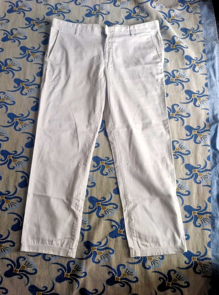 Off White Chinos - Classic Style