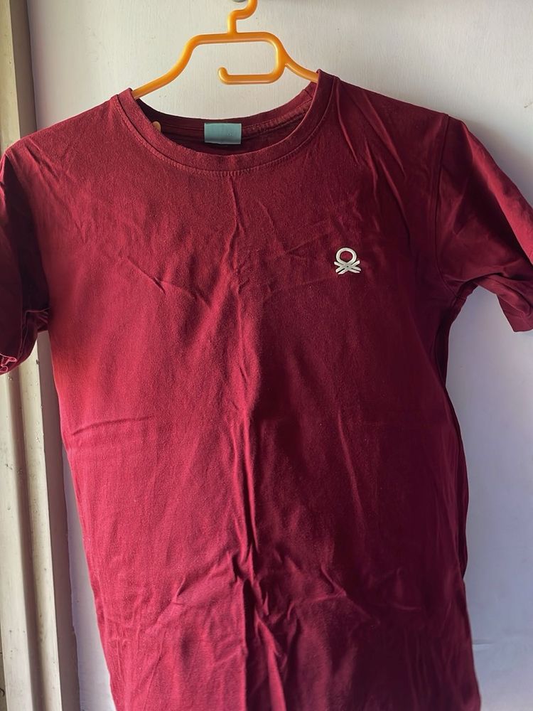 Maroon T-shirt