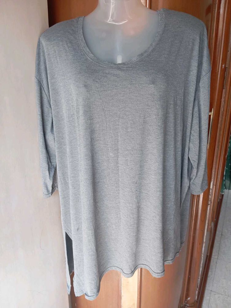 grey oversized tshirt