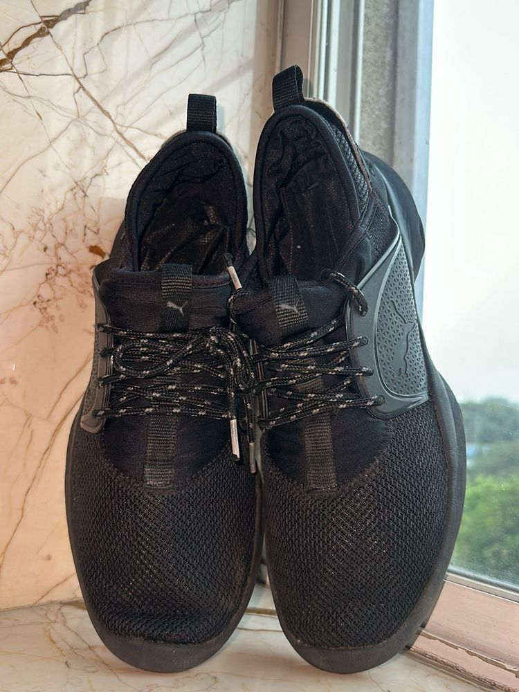 PUMA RUNNING SHOES
