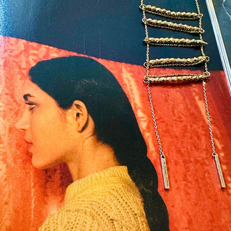 Beautiful Layered Chain Drop Necklace