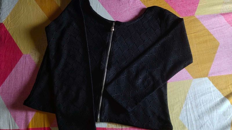 Chic Black Zipper Top