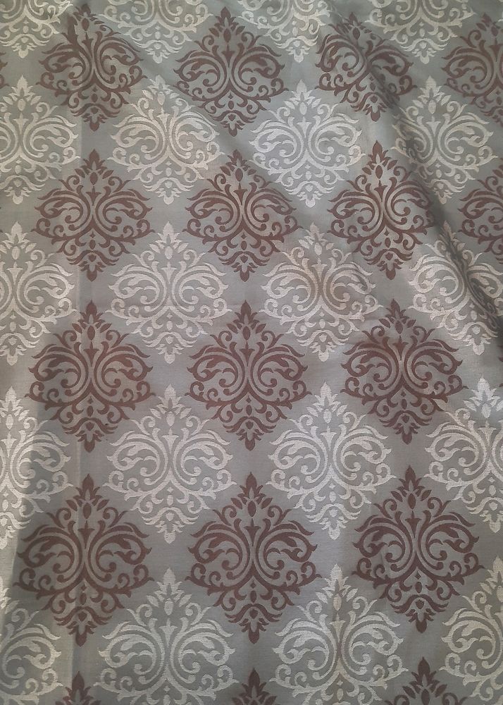 4 Window Curtains 100 Each