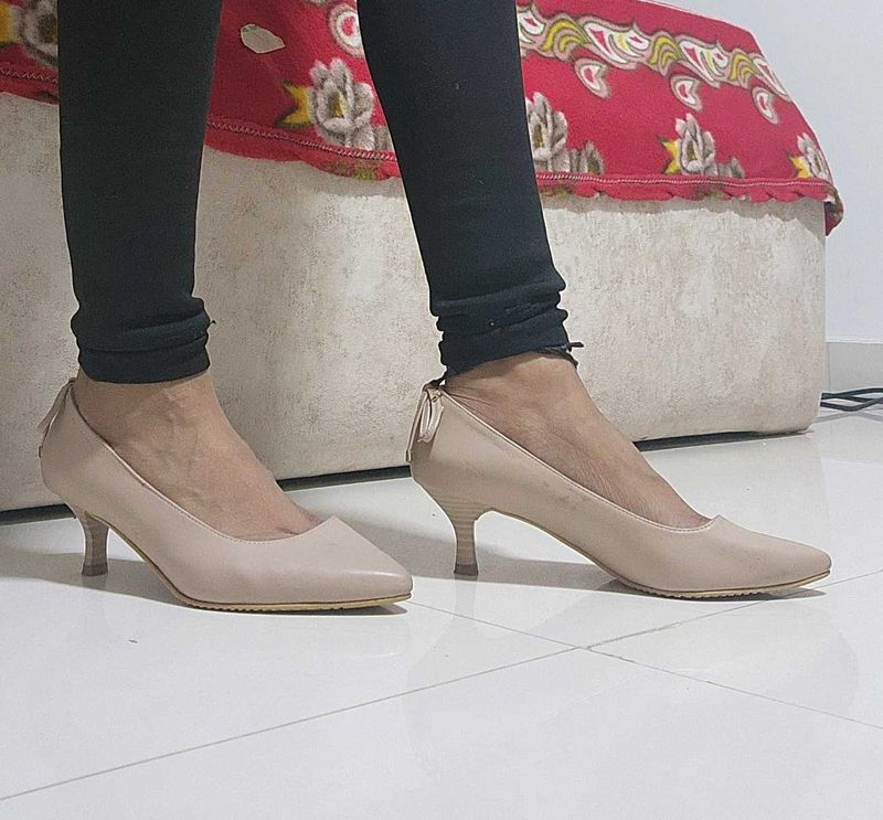 Classy Nude  Heel Pumps