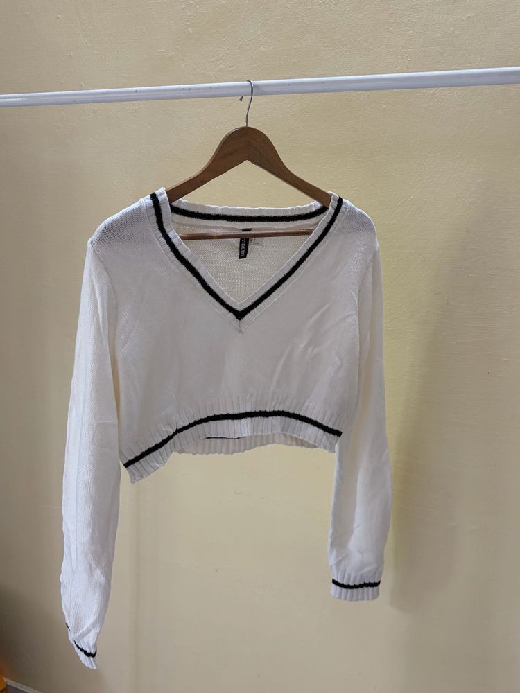 H&amp;M White Cropped Sweater