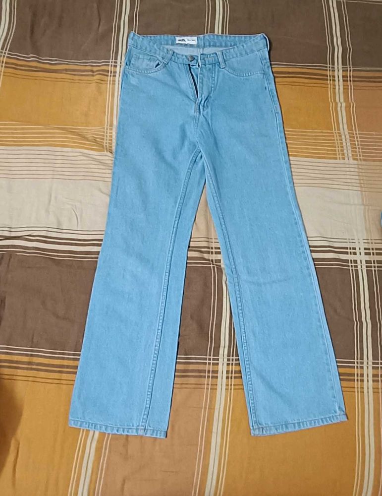 Staight Jeans