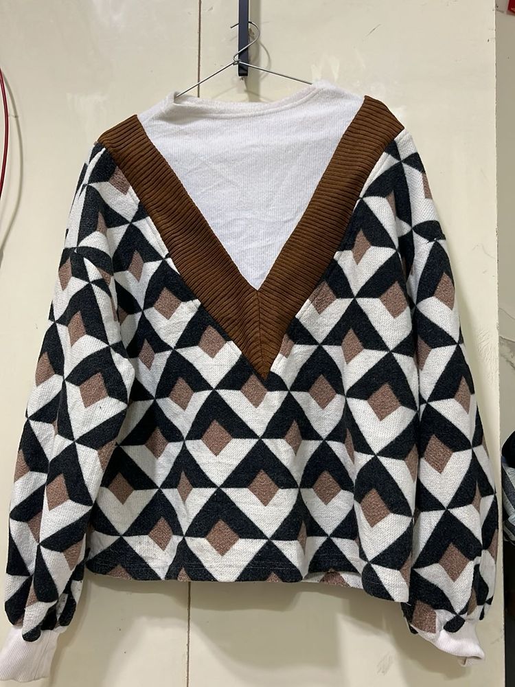 Geometric Print Pullover