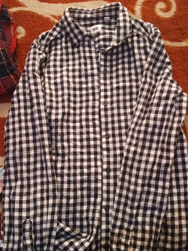 Uniqlo Black &amp; White Checkered Shirt
