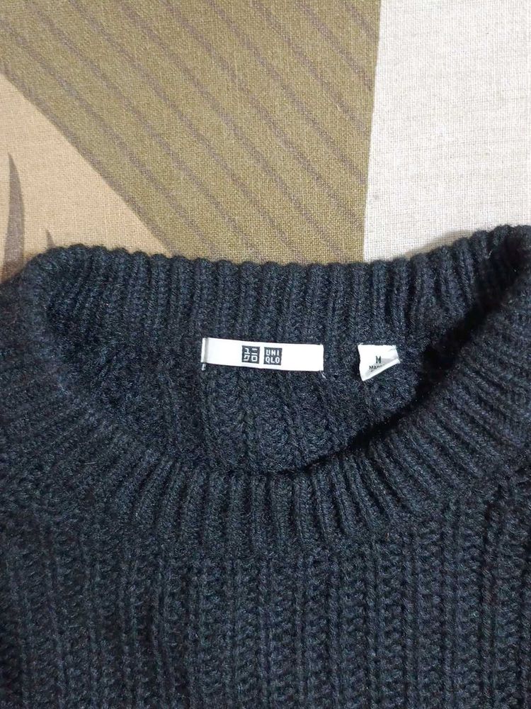 Cute Black Sweater