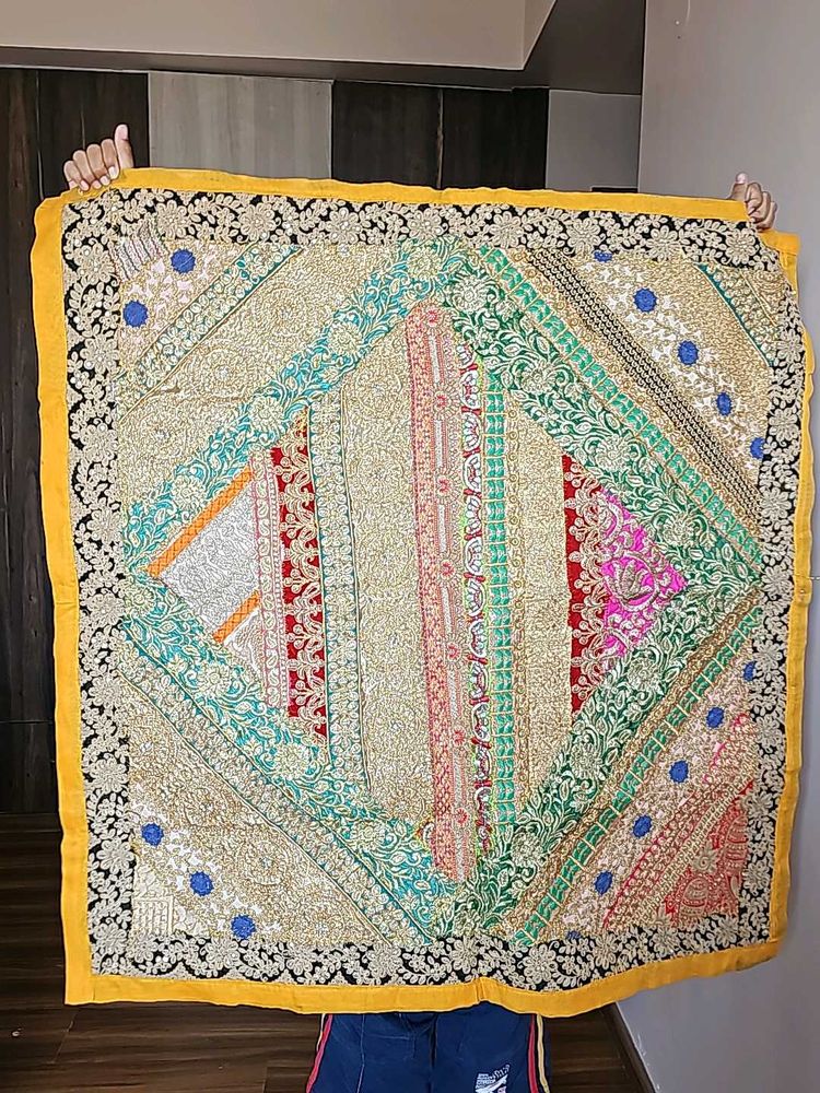 Embiodary Decoraration