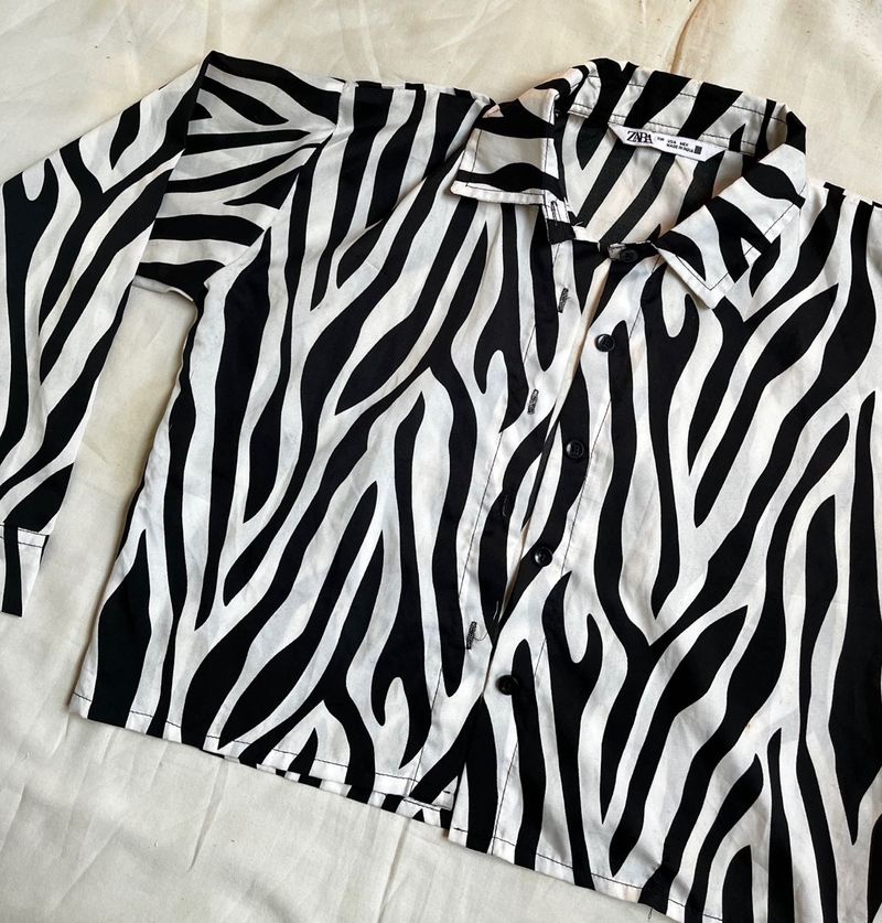 ZARA shirt🖤🤍