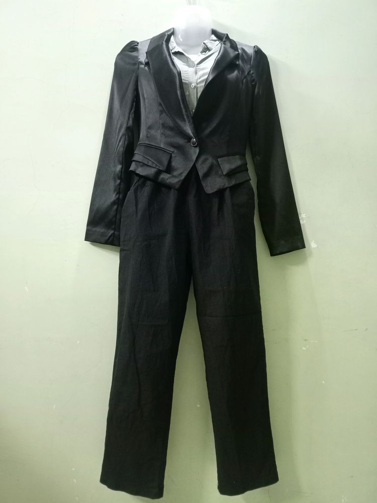 Black Crop Blazer