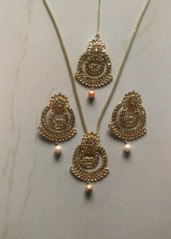 Golden Indian Jewelry Set