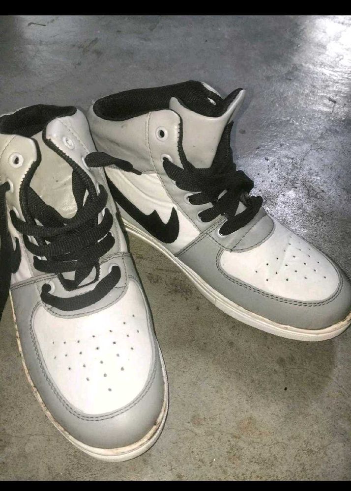 Nike Type High Top Sneakers