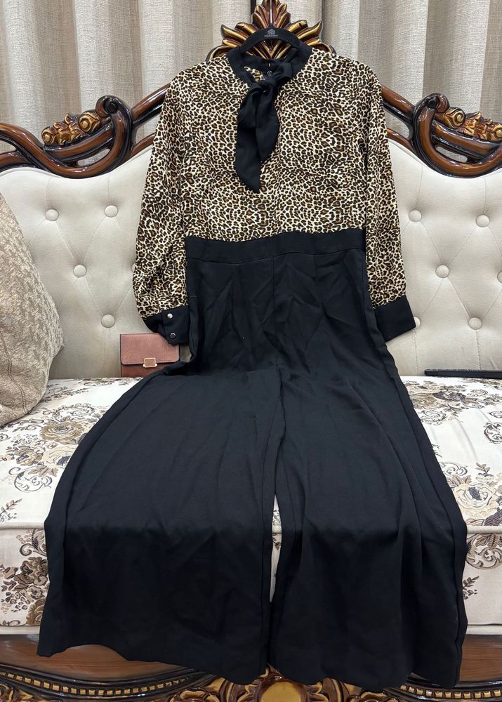 Chic Animal Print Dress