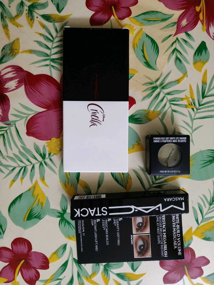 Mac Makeup Kit