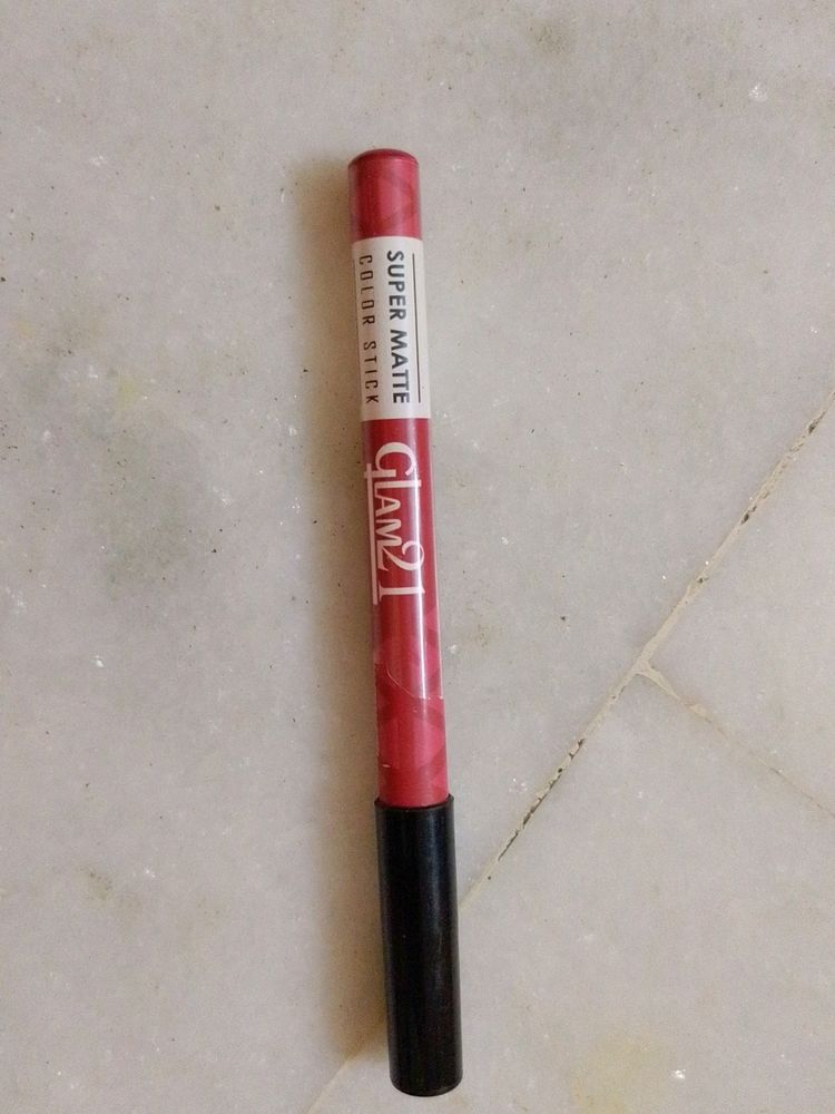 Glam 2 Pencil Lipstick Red Colour