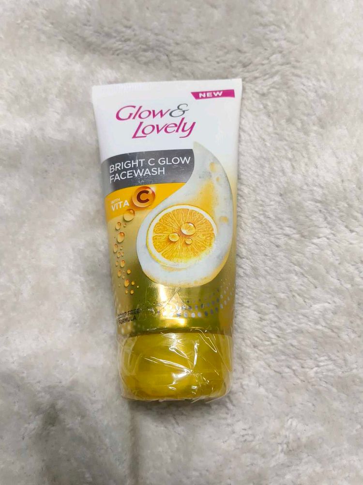 Glow &amp; Lovely Vitamin C Bright Face Wash