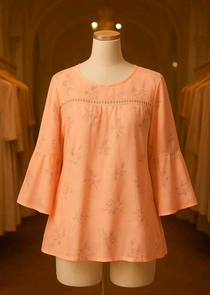 🇳🇿💫♥️ New Peach Floral Top Bell Sleeves