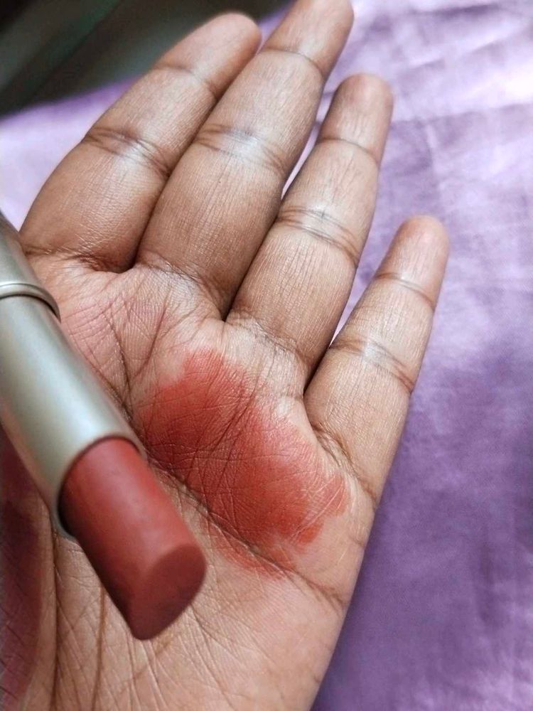 Mars Khoobsrat Kuchipudi Lipstick