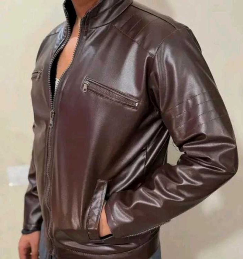 Men&#39;s Classy Brown Leather Jacket Unused