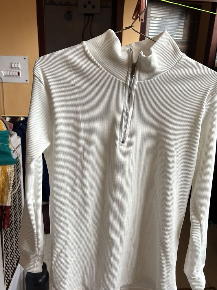 White Long Sleeve Zipper Top