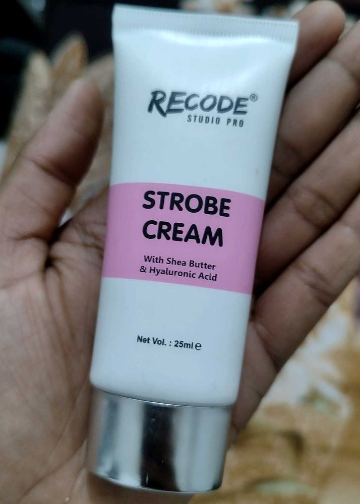 Illuminated Moisturizer Cum Foundation