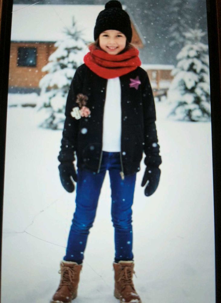 Cute Black Zip-Up Jacket